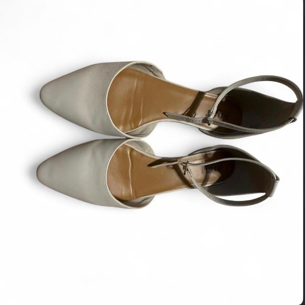 Women's Pointed Toe Slingback flats in Light Gray